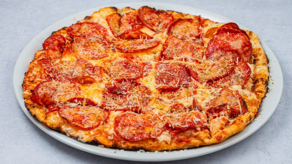 Pepperoni Chicago style